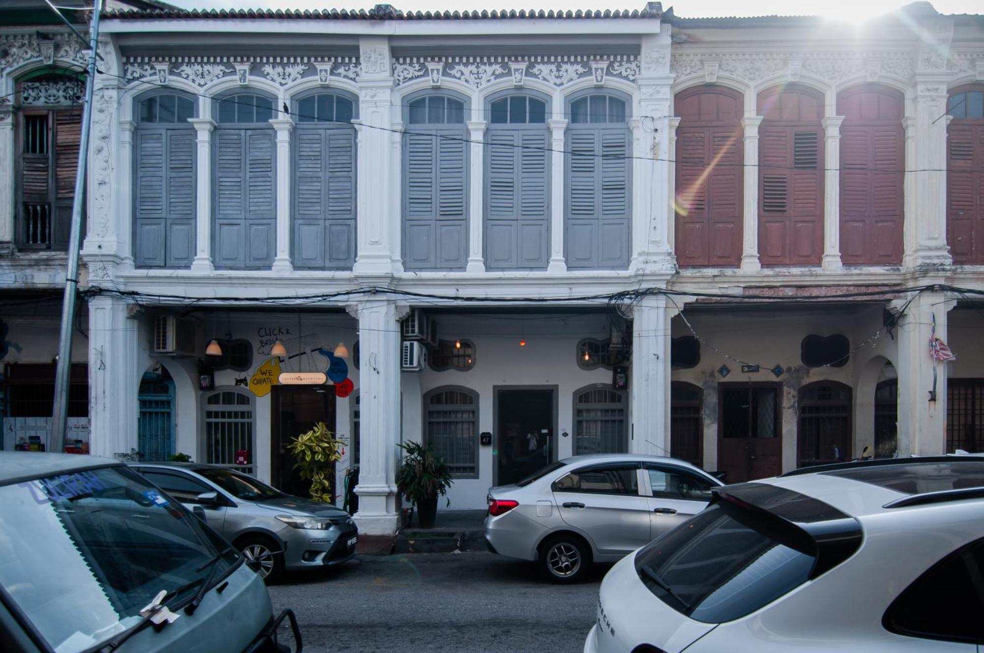 ホテル Aayu Melayu George Town Penang エクステリア 写真