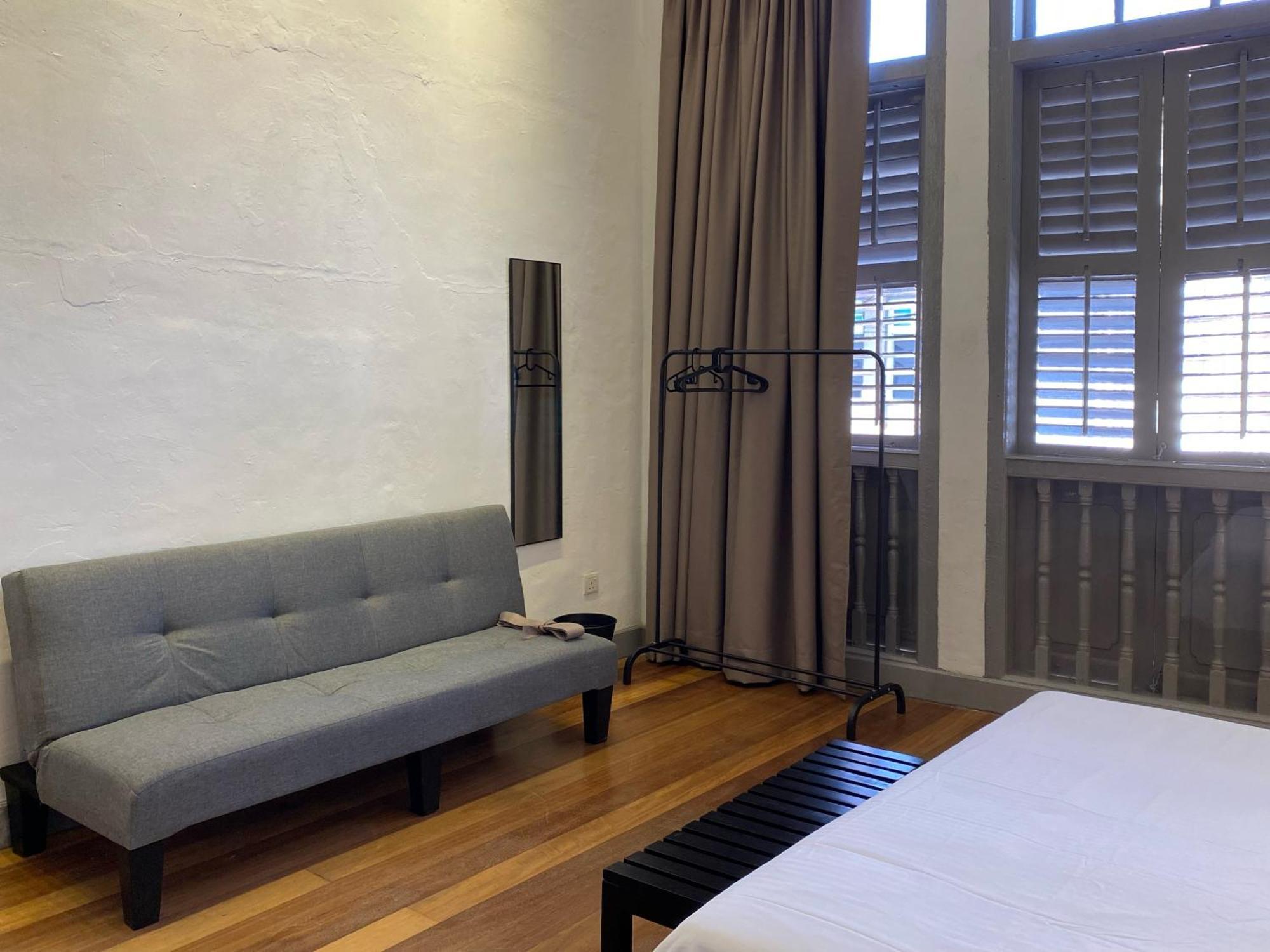 ホテル Aayu Melayu George Town Penang エクステリア 写真